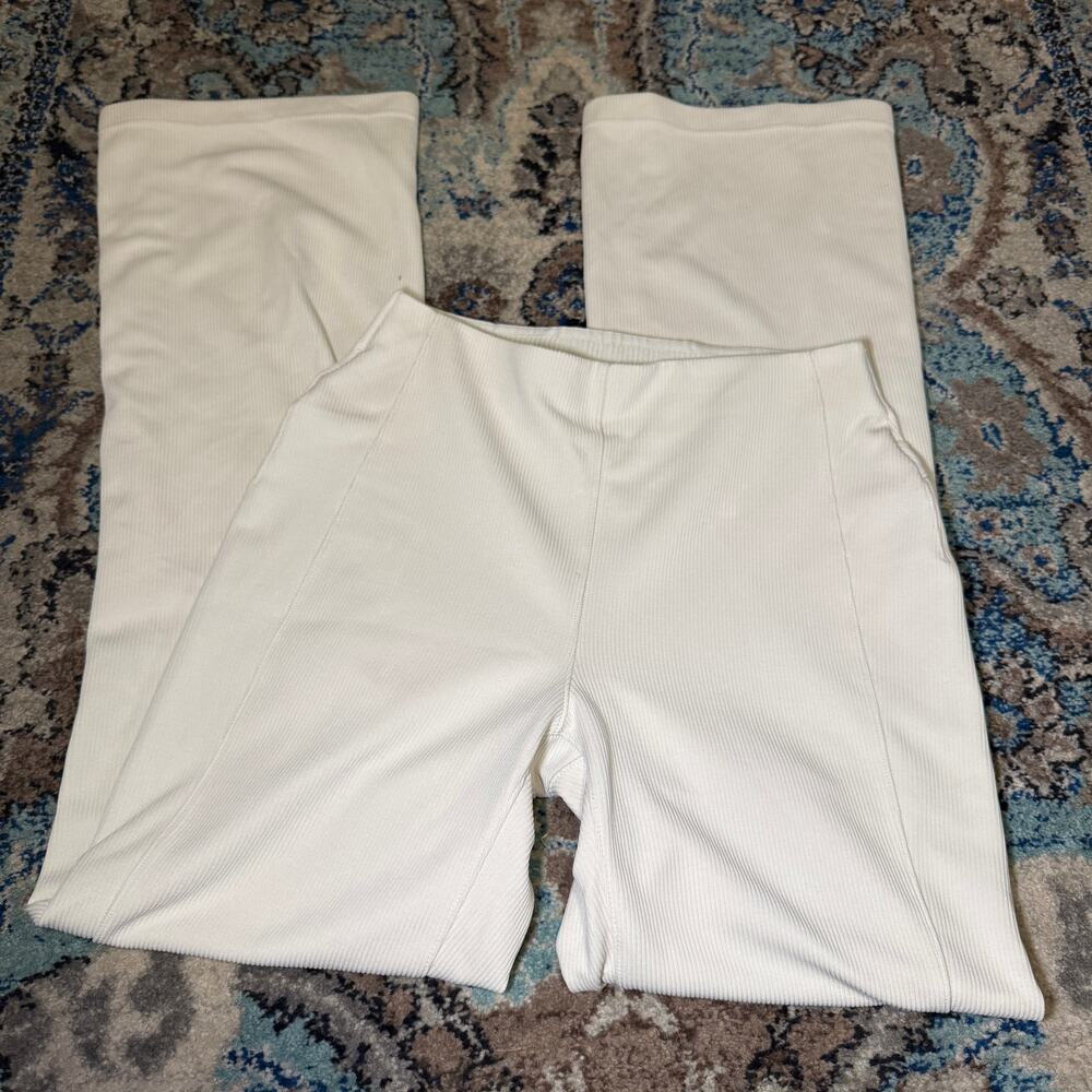 Lululemon Softstreme ribbed flare 10